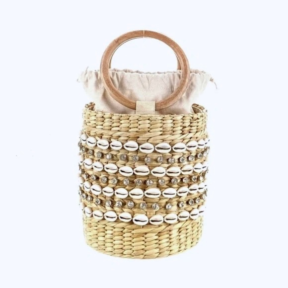 Poolside Raffia conch and crystal bucket bag - Picture 2 of 5